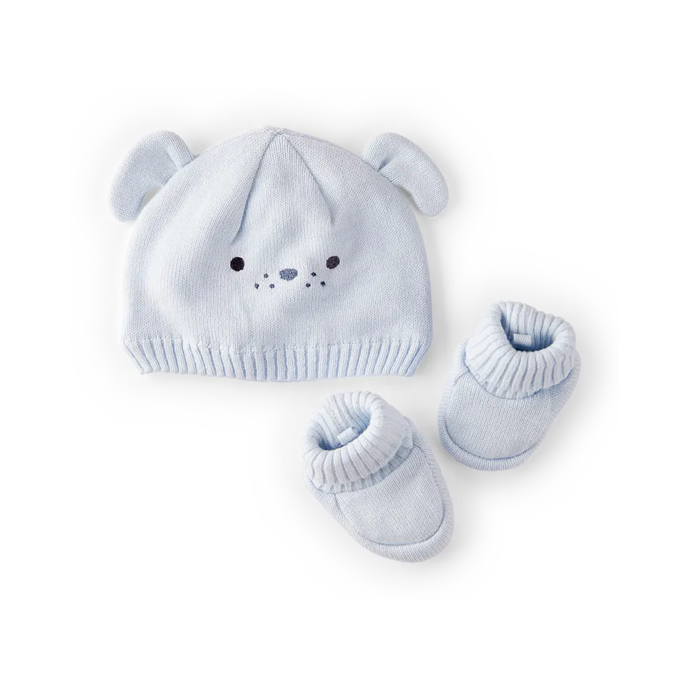 Ensemble naissance bleu clair avec bonnet chiot et chaussons