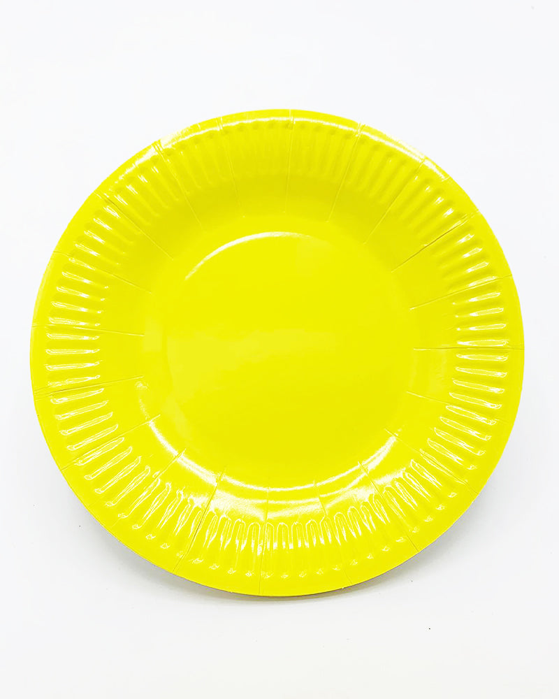 Lot de 10 assiettes jaunes rondes à bord strié