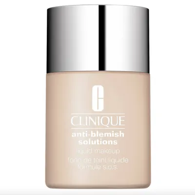 Fond de teint liquide Ivory Anti-Blemish Solutions – Clinique