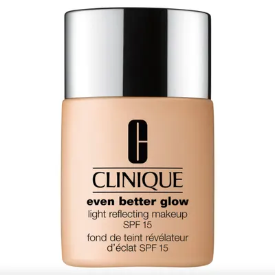 Clinique Even Better Glow SPF 15, fond de teint Ivory