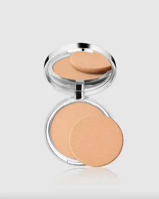 Poudre beige haute matité Clinique avec éponge applicatrice