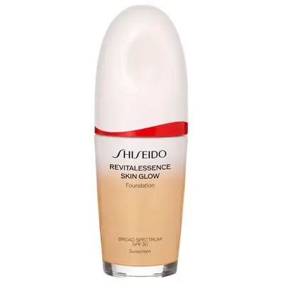 Fond de teint éclat RevitalEssence 420, SPF 30 – Shiseido